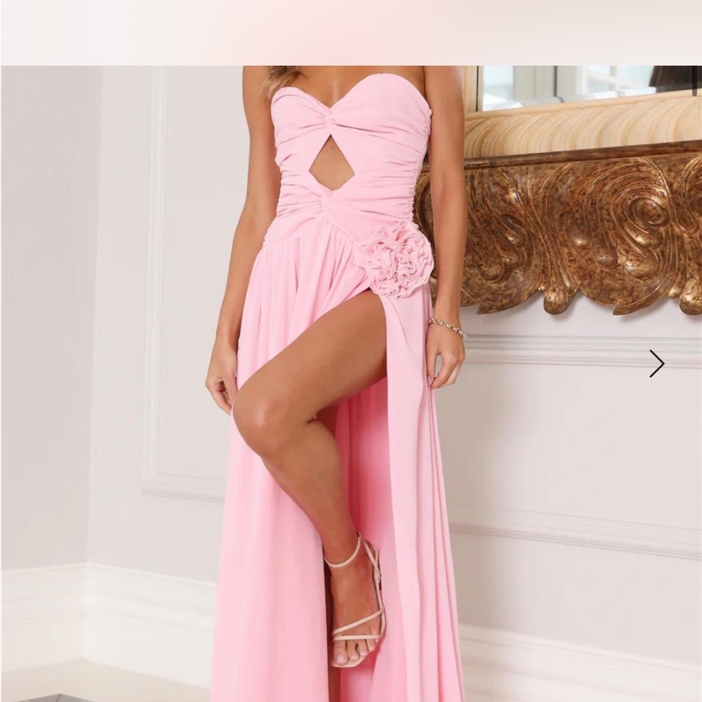 Elegant Pink Strapless Dress